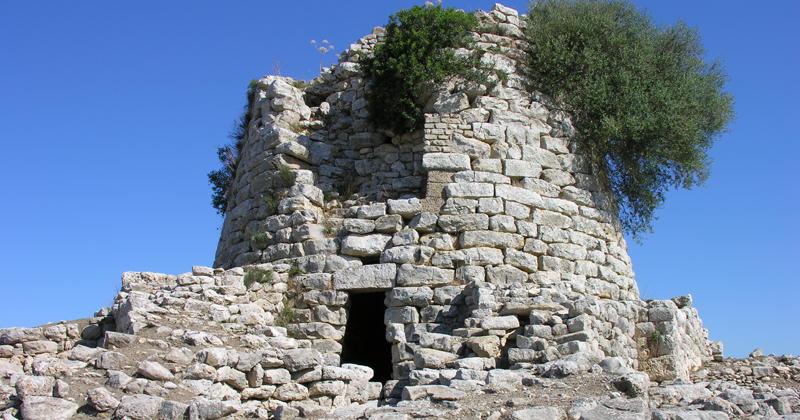 Nuraghe Is Paras