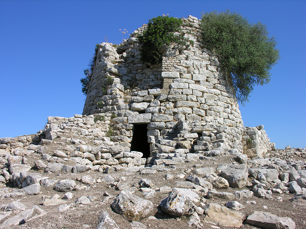 Nuraghe Is Paras